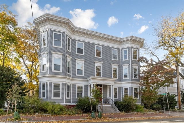 39 Ellery St #6, Cambridge, MA 02138