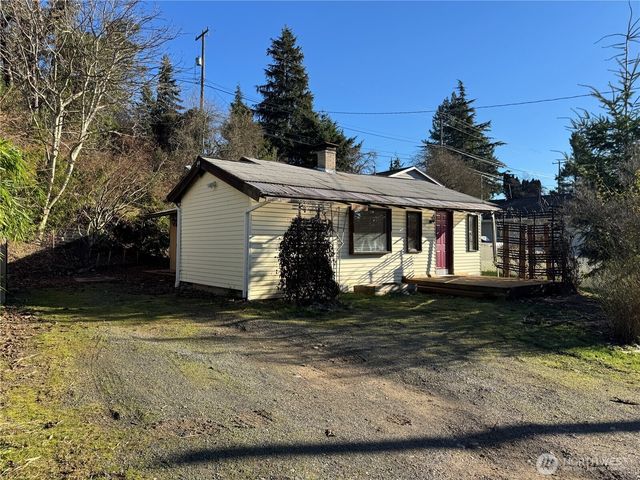 18411 12th Avenue NE, Seattle, WA 98155