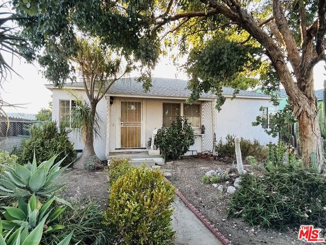 7223 Camellia Ave, North Hollywood, CA 91605
