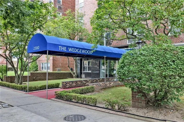 2580 Ocean Pkwy #2K, Brooklyn, NY 11235