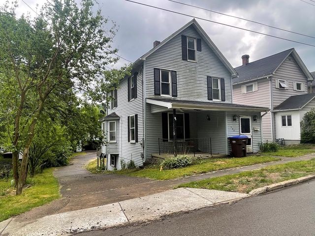 423 Pacific St, Franklin, PA 16323