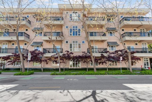 200 Sheridan Ave #407, Palo Alto, CA 94306