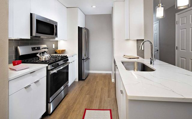 Avalon Melville Apartments Melville Ny Trulia