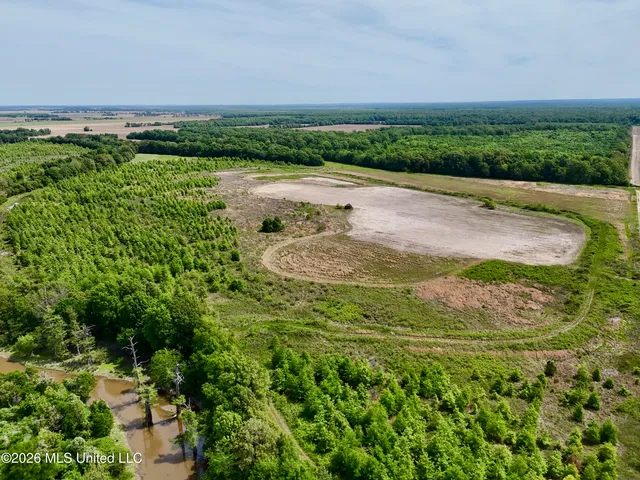 1 Highway 3, Lambert, MS 38643