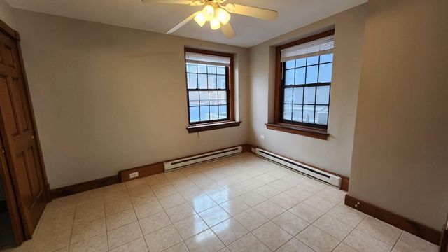 1171 Chapel St #204A, New Haven, CT 06511