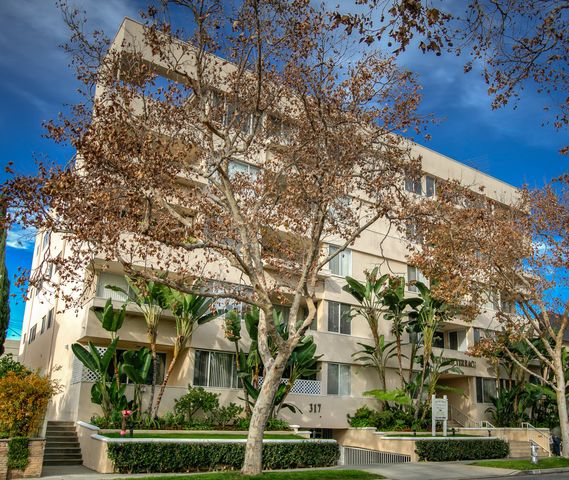 317 S  Rexford Dr   #104, Beverly Hills, CA 90212