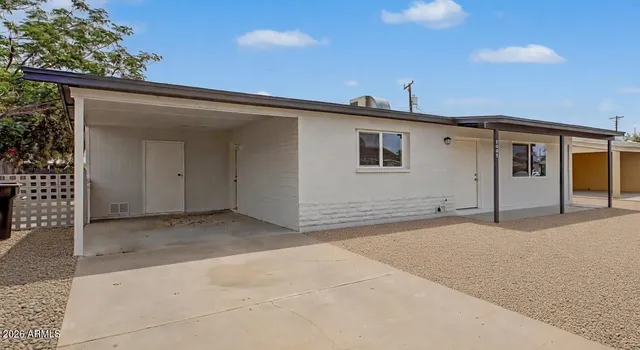 7007 W WOLF Street, Phoenix, AZ 85033