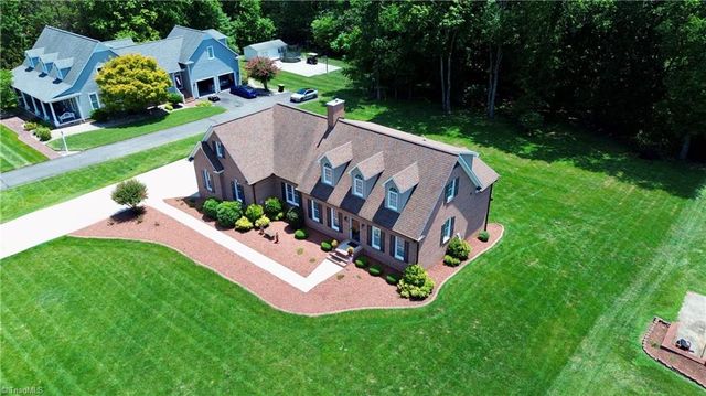 106 Wilbur Gentry Ln, State Road, NC 28676