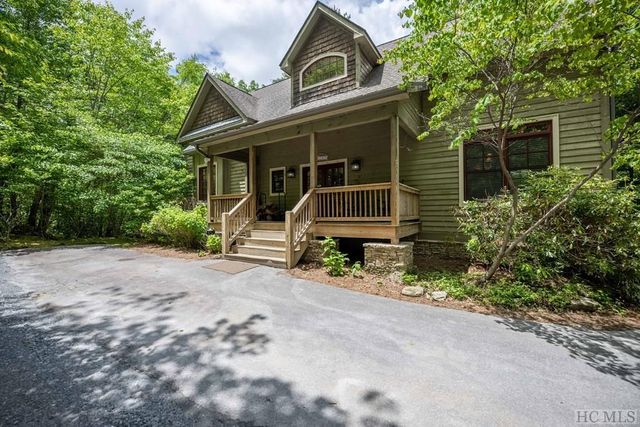 410 Rocky Top Dr, Cashiers, NC 28717