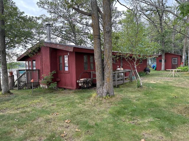 51992 209th Pl, McGregor, MN 55760