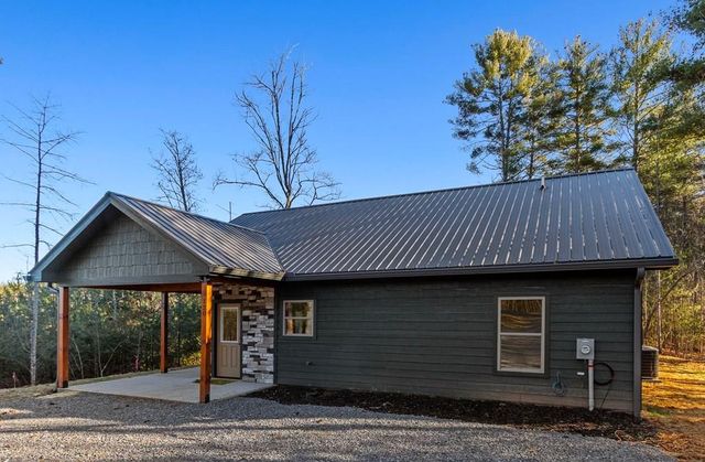 120 Sams Way, Murphy, NC 28906