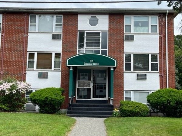 2-2D Colonial Dr   #4, Andover, MA 01810