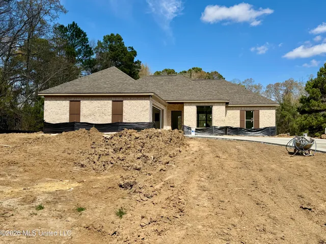 126 Duffey Dr, Florence, MS 39073