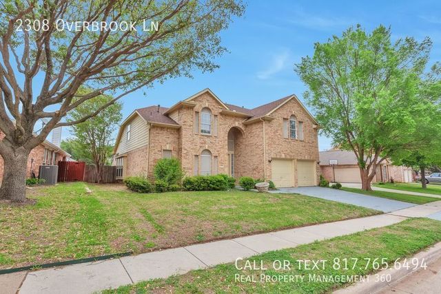 2308 Overbrook Ln, Bedford, TX 76021