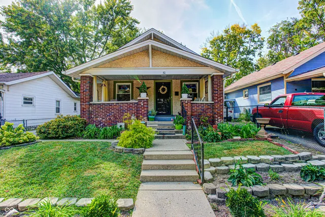 30 S  Gladstone Ave, Indianapolis, IN 46201