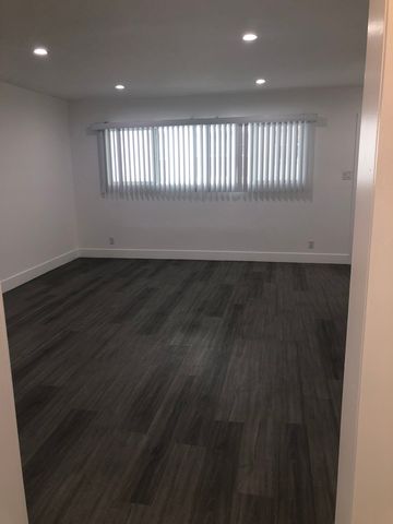 1118 S  Holt Ave #3R, Los Angeles, CA 90035