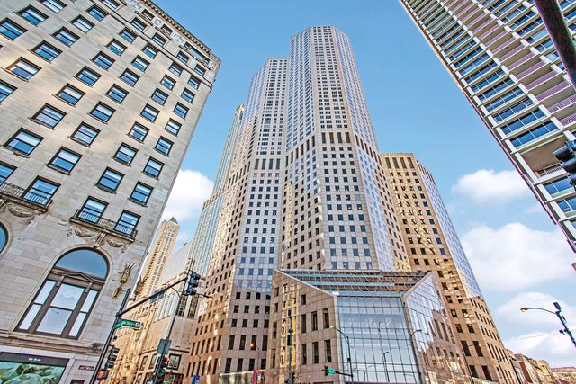 950 N  Michigan Ave #4605, Chicago, IL 60611