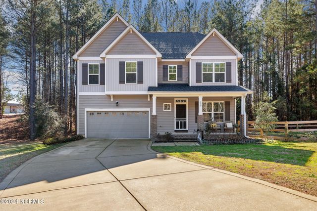 200 Wooded Acre Way, Carthage, NC 28327