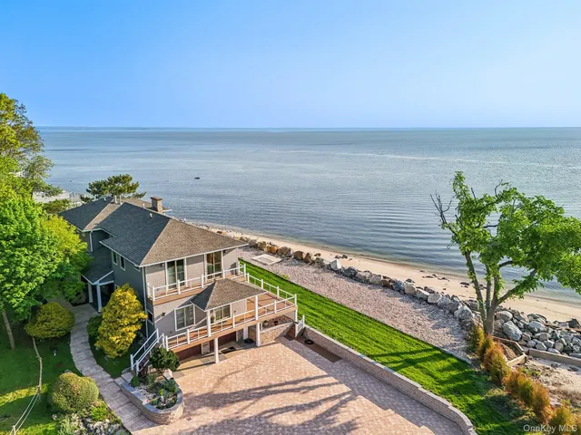 516 Asharoken Avenue, Northport, NY 11768