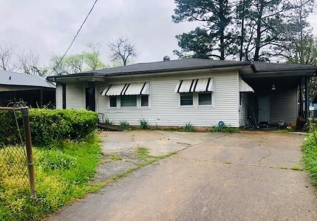404 Common St, Opelousas, LA 70570