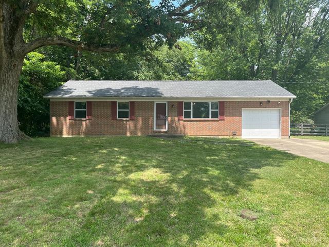 331 Dortmund Dr, Fayetteville, OH 45118