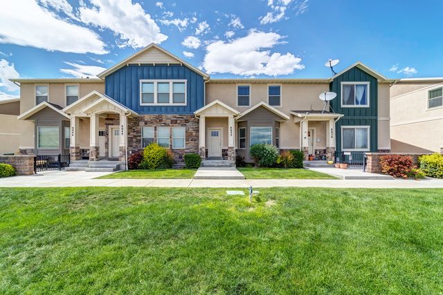 8052 N  Rock Creek Cove Ln, Eagle Mountain, UT 84005