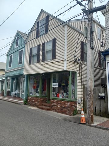 289 Commercial Street, Provincetown, MA 02657