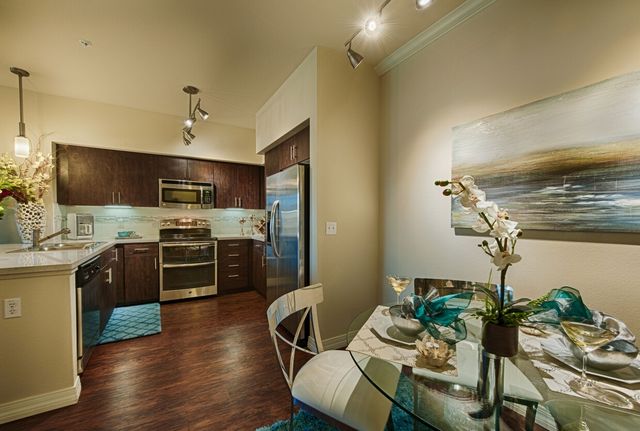 7355 E  Thompson Peak Pkwy #L2004, Scottsdale, AZ 85255