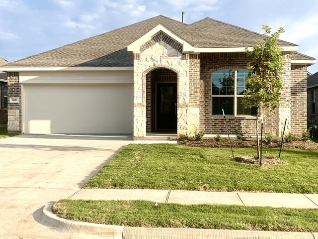 1201 Sassafras Dr, Princeton, TX 75407