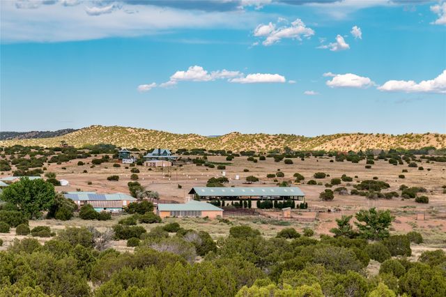 70 Goose Downs Rd, Lamy, NM 87540