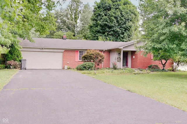 224 E  Hickory Ln, Indianapolis, IN 46227
