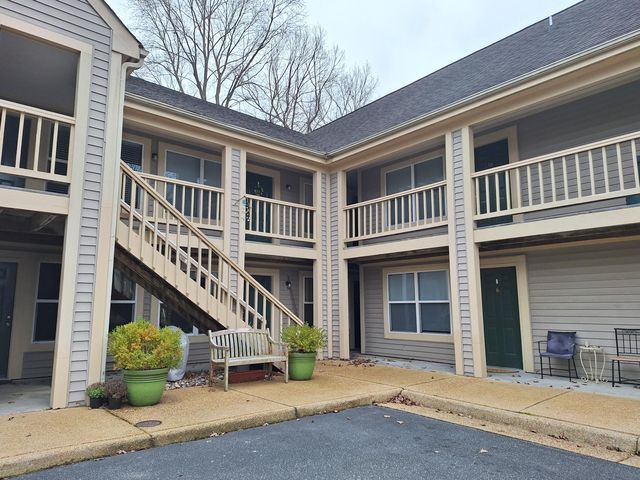 752 McGuire Pl #12, Newport News, VA 23601