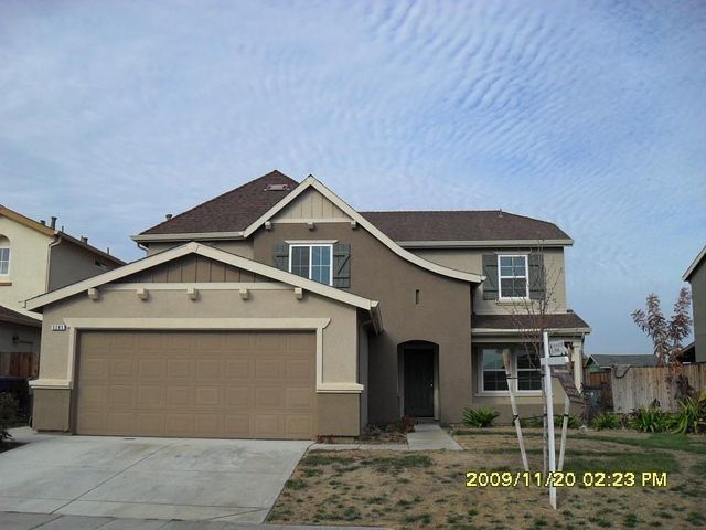 5285 E  Geary St, Fresno, CA 93727