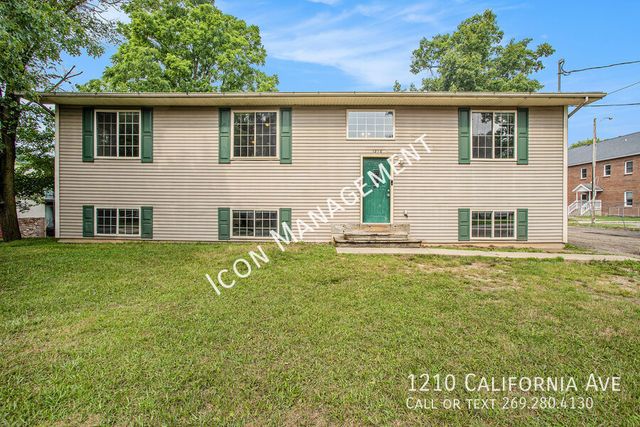 1210 California Ave, Kalamazoo, MI 49006