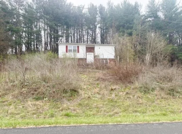 554 Whispering Pines Rd, Max Meadows, VA 24360