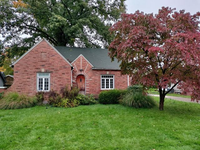 438 W  44th St, Indianapolis, IN 46208