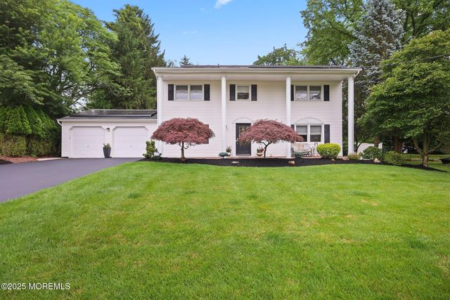 4 Lake Louise Road, Morganville, NJ 07751