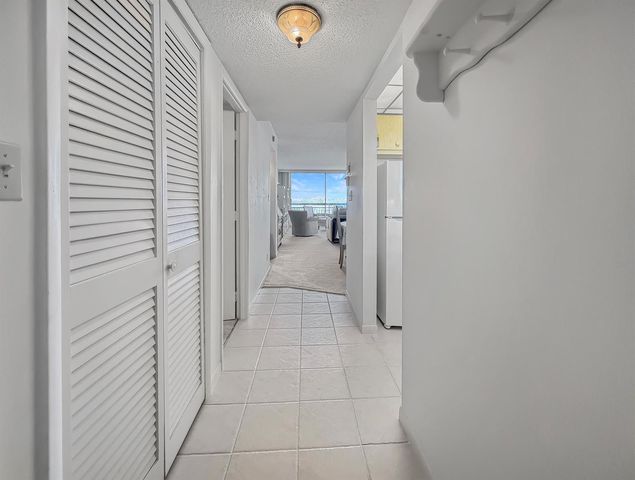555 NW 4th Ave #401, Boca Raton, FL 33432