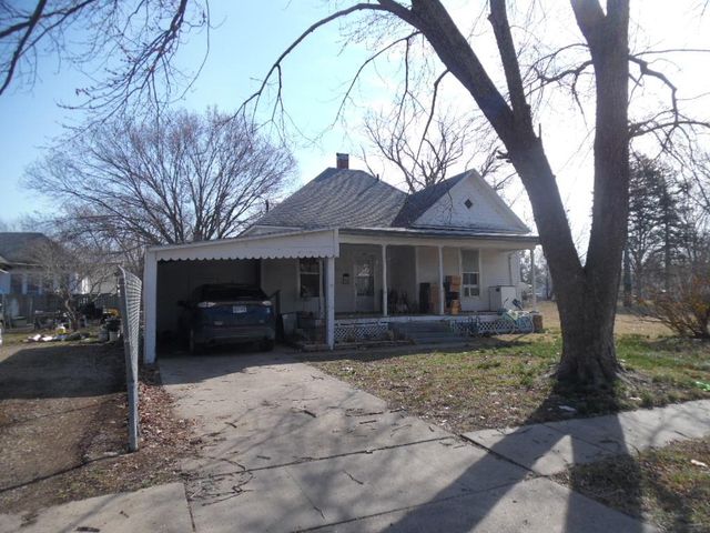 206 S  13th W Beech 615 Mall #613-712, Independence, KS 67301