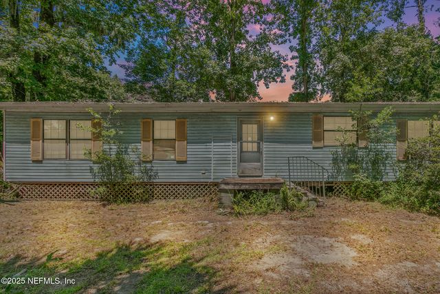 118 WATERWAY Drive, Satsuma, FL 32189