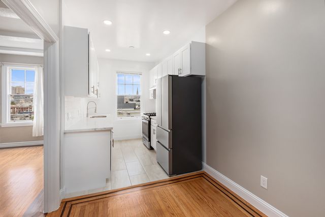 1700 Broadway #003c7b147, San Francisco, CA 94109