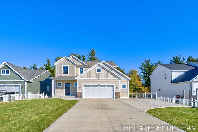 3976 Elderberry Dr, Holland, MI 49424