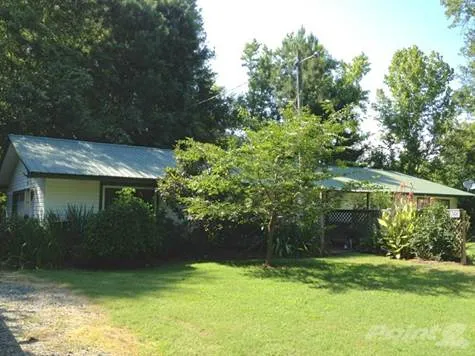 366 Loch Lomond Dr, Farmerville, LA 71241