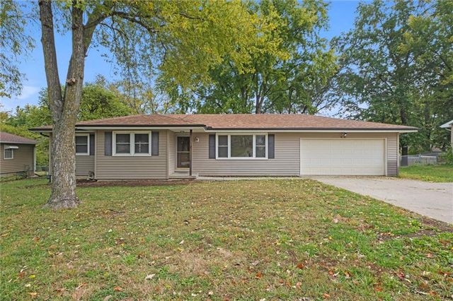 501 S  20th St, Leavenworth, KS 66048