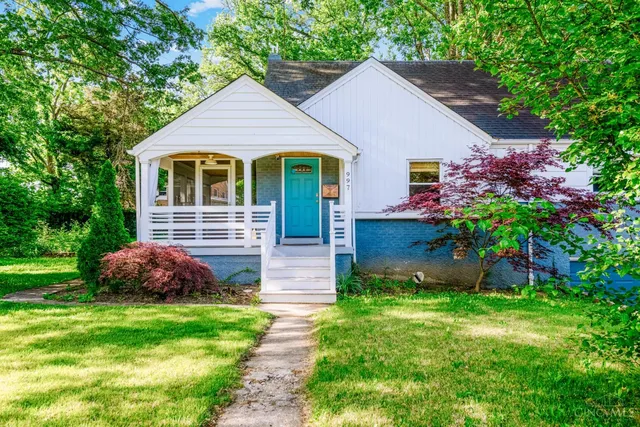 997 W  North Bend Rd, Cincinnati, OH 45224