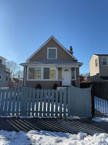 110 N  17th Ave #1, Melrose Park, IL 60160