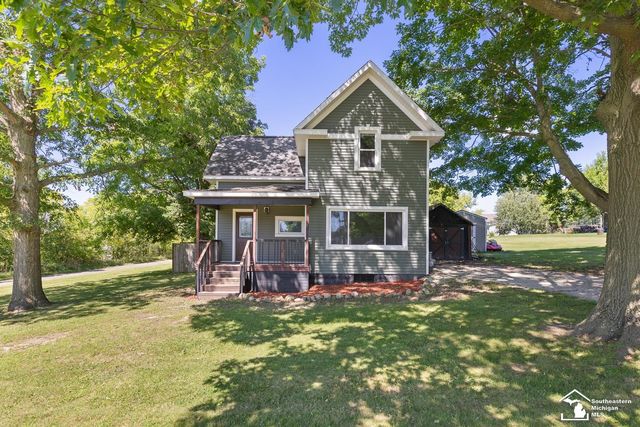 202 Walnut St, Addison, MI 49220