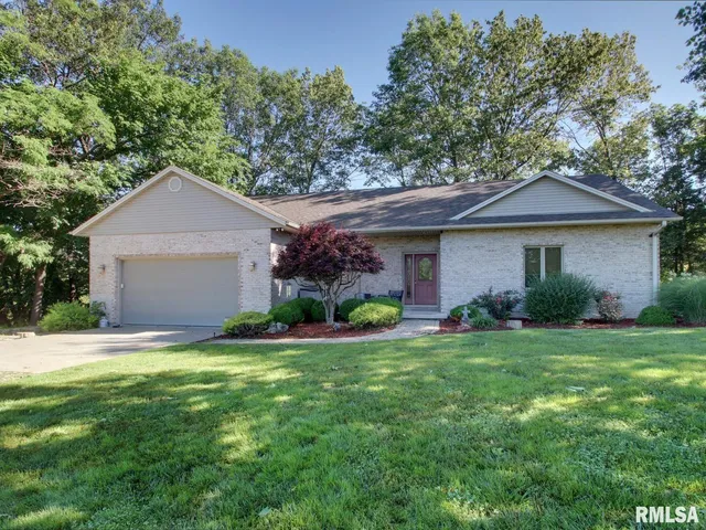 5425 S  24th St, Quincy, IL 62305
