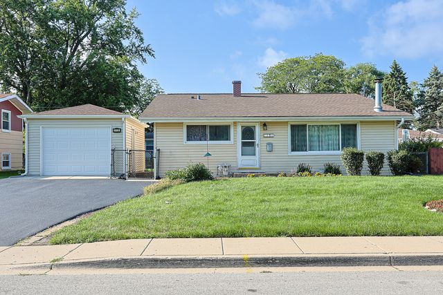 113 Siesta Rd, Carpentersville, IL 60110