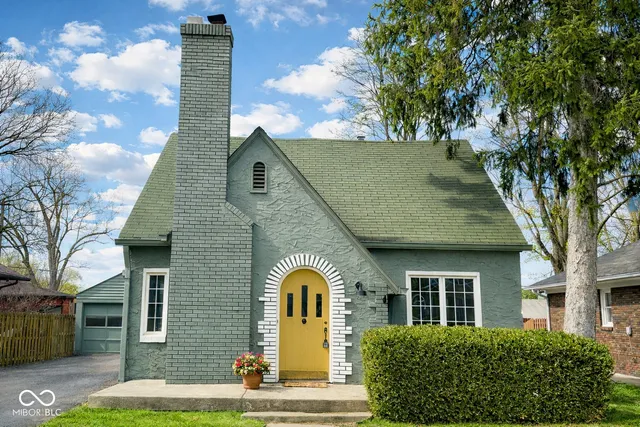 6160 Carrollton Ave, Indianapolis, IN 46220